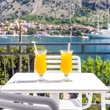 Apartments Doncic Kotor Extérieur photo