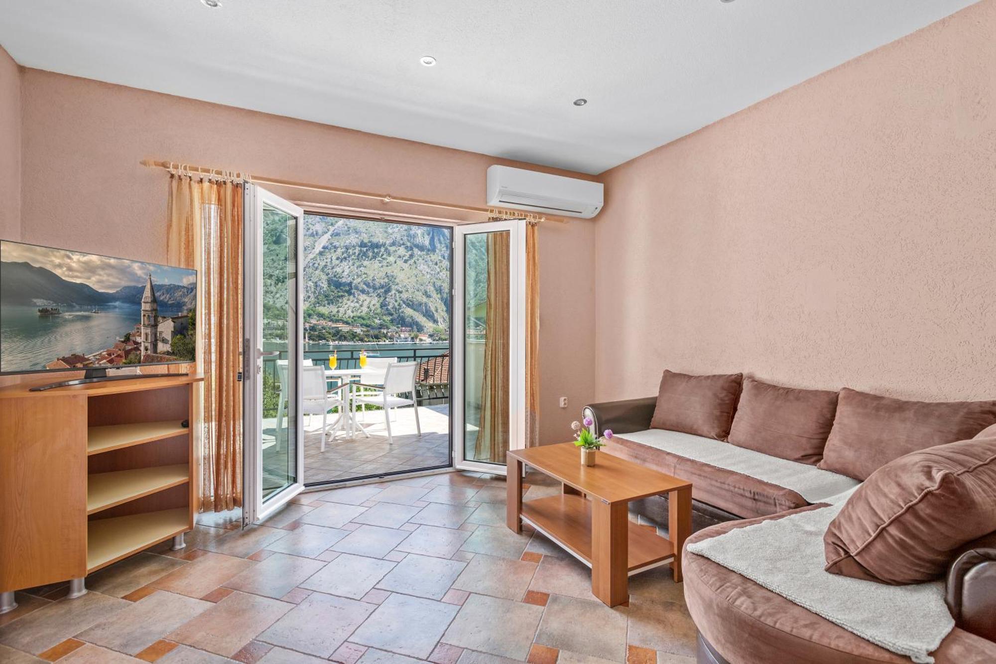 Apartments Doncic Kotor Extérieur photo