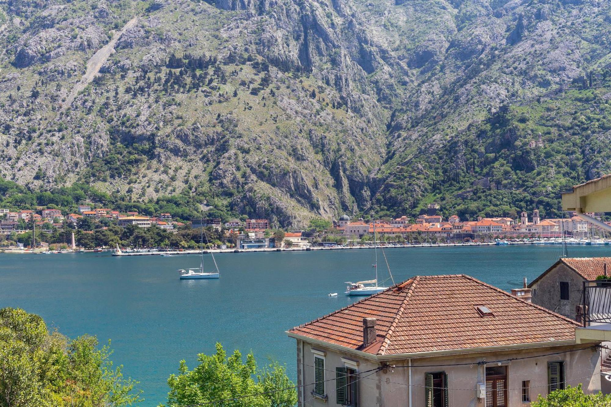 Apartments Doncic Kotor Extérieur photo
