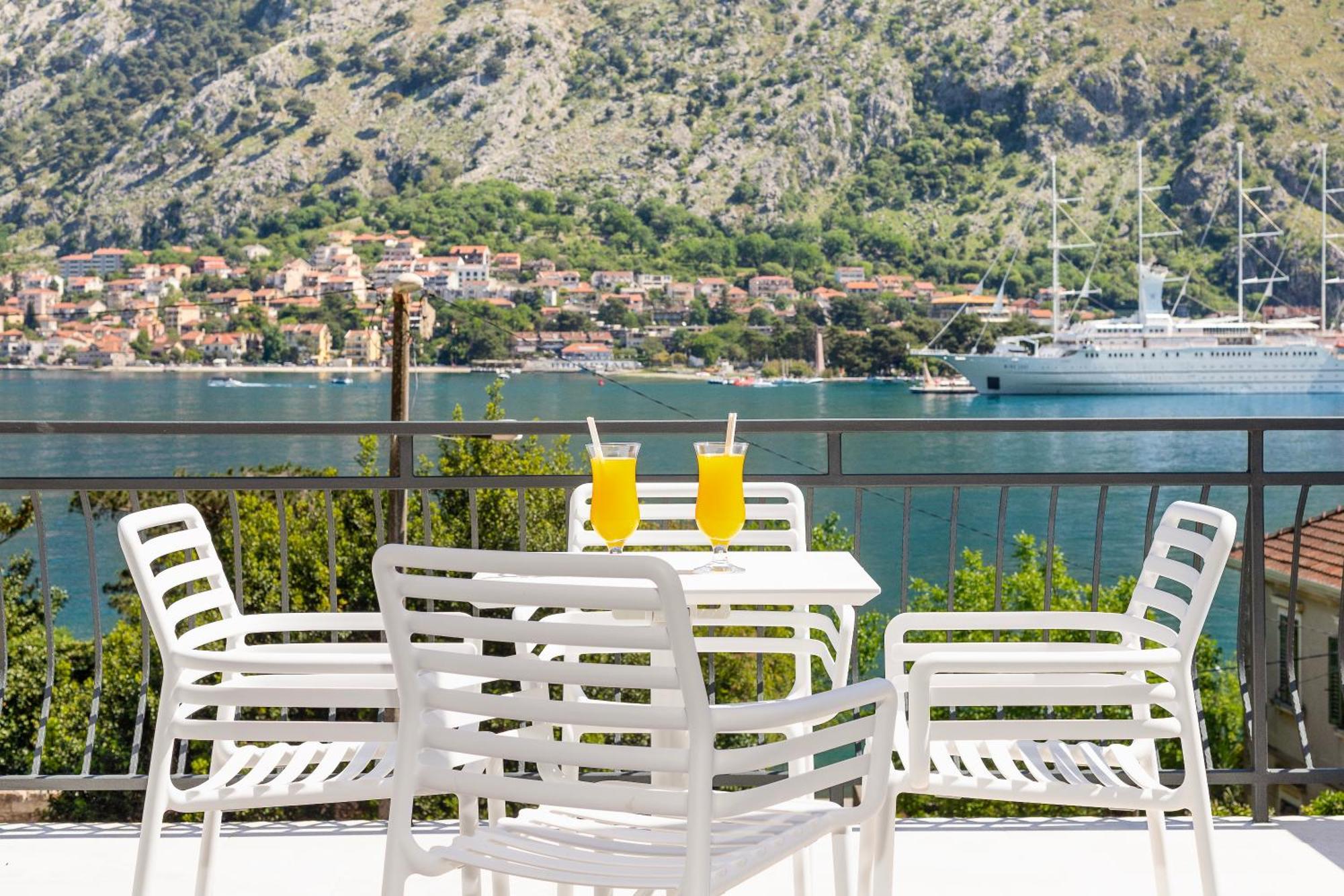 Apartments Doncic Kotor Extérieur photo