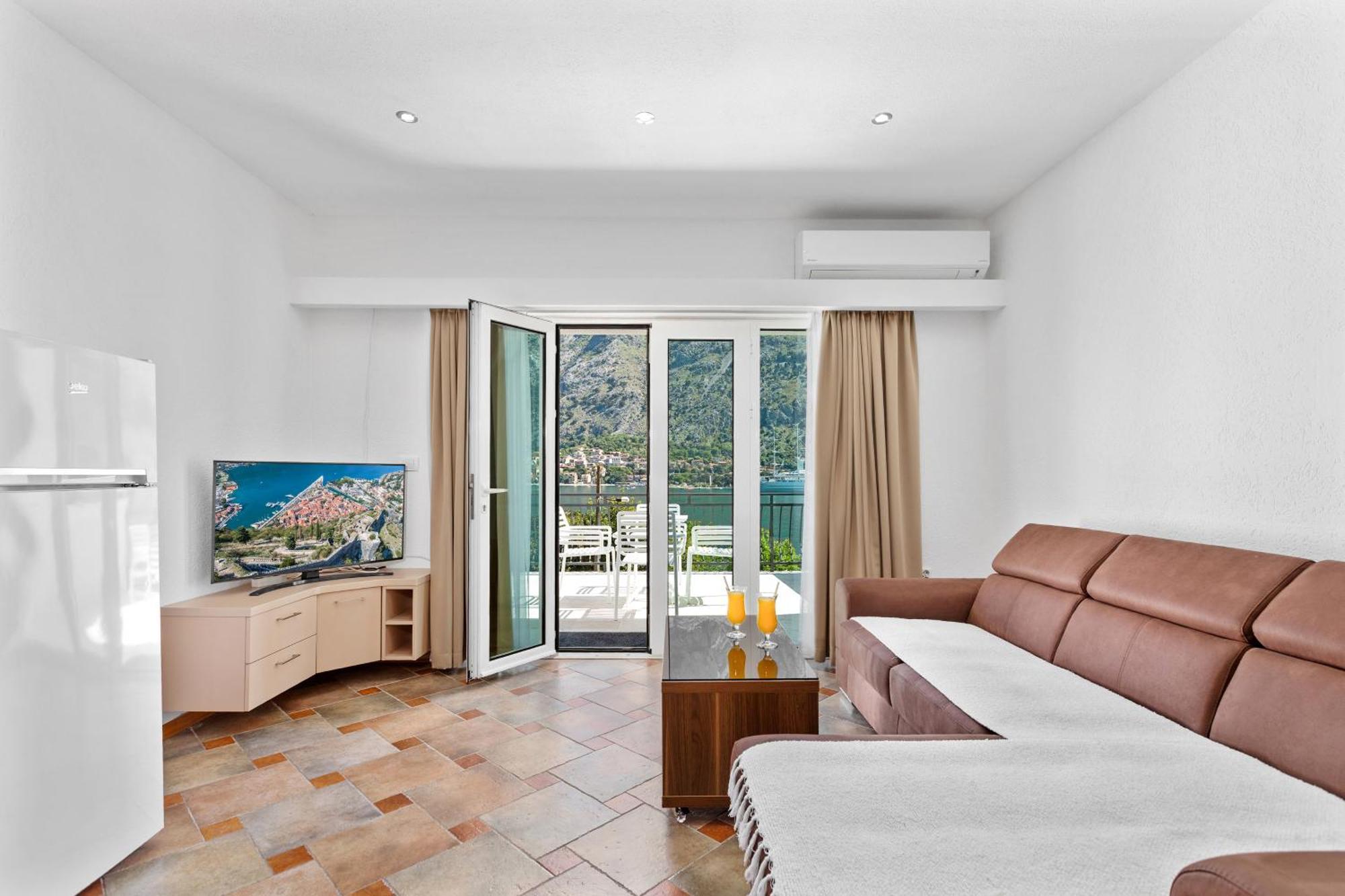 Apartments Doncic Kotor Extérieur photo