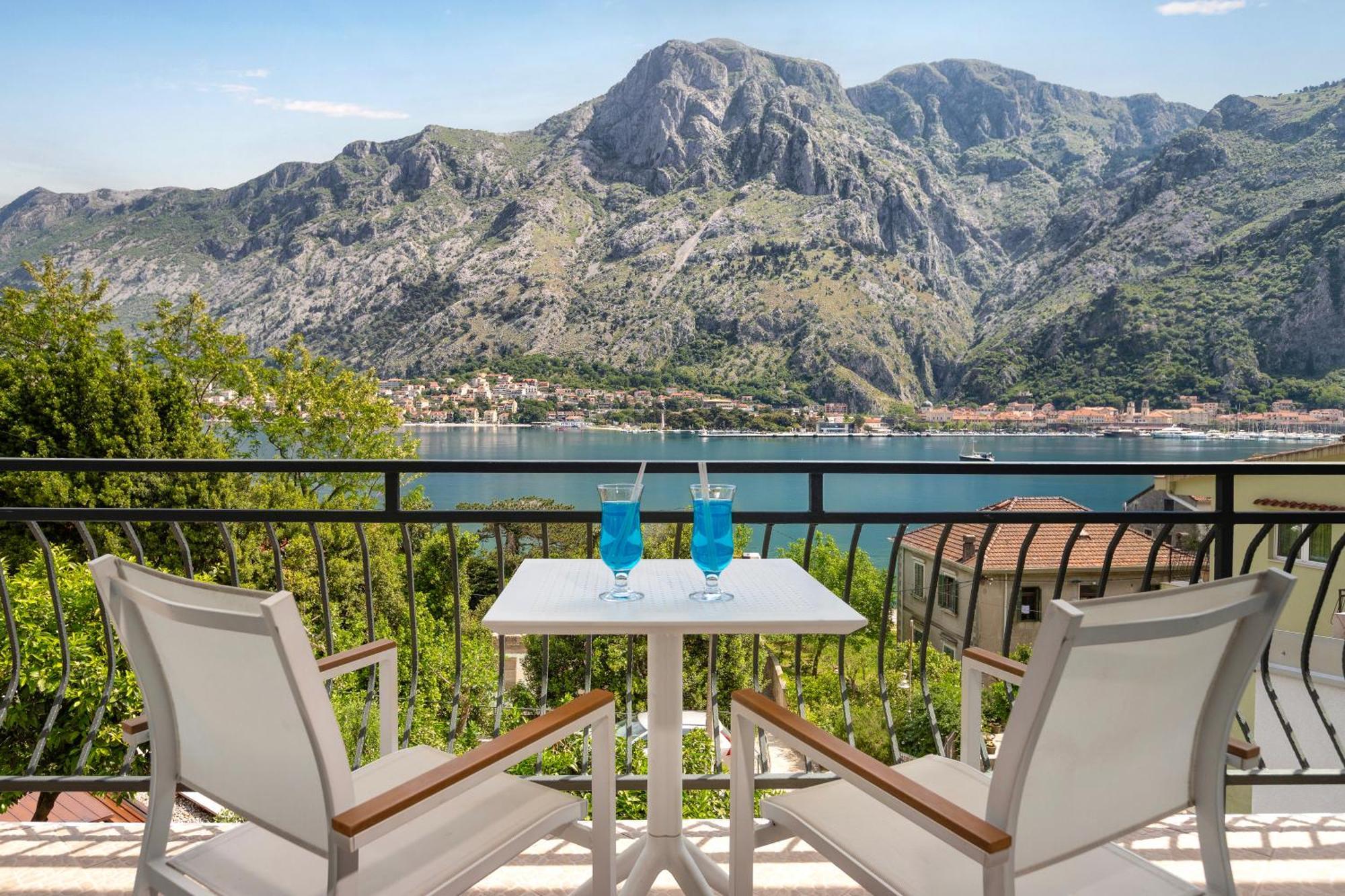 Apartments Doncic Kotor Extérieur photo