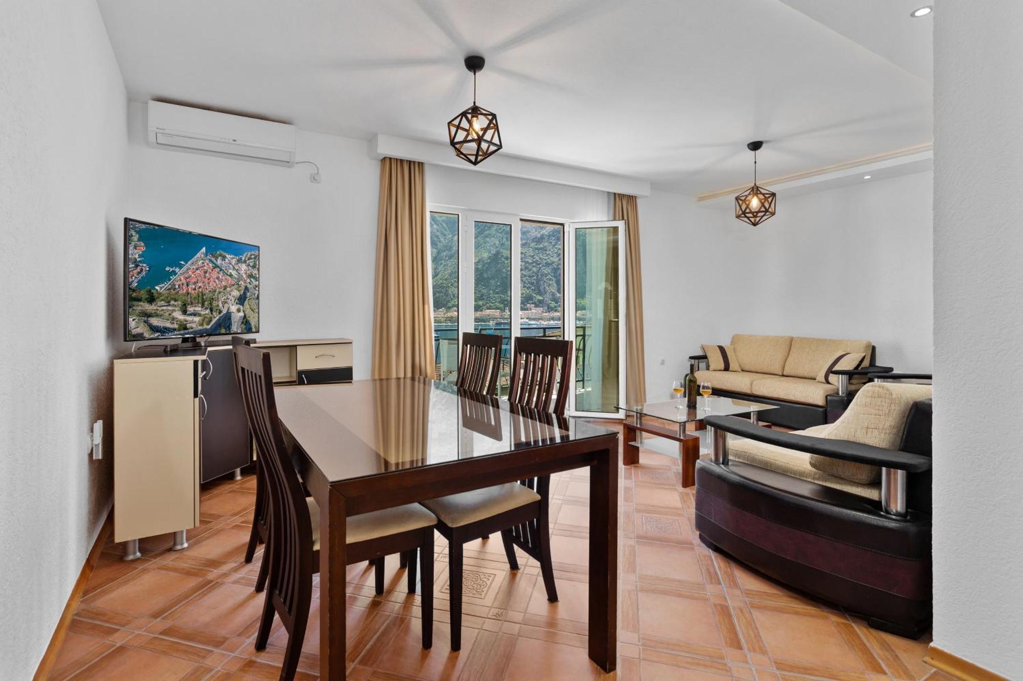 Apartments Doncic Kotor Extérieur photo