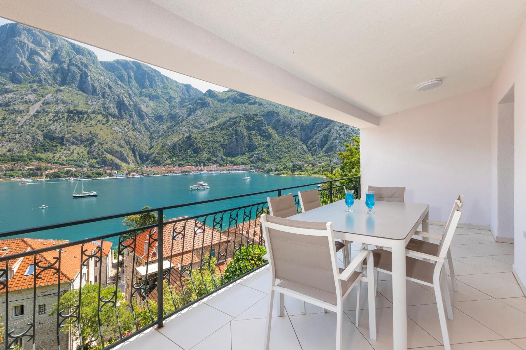 Apartments Doncic Kotor Extérieur photo